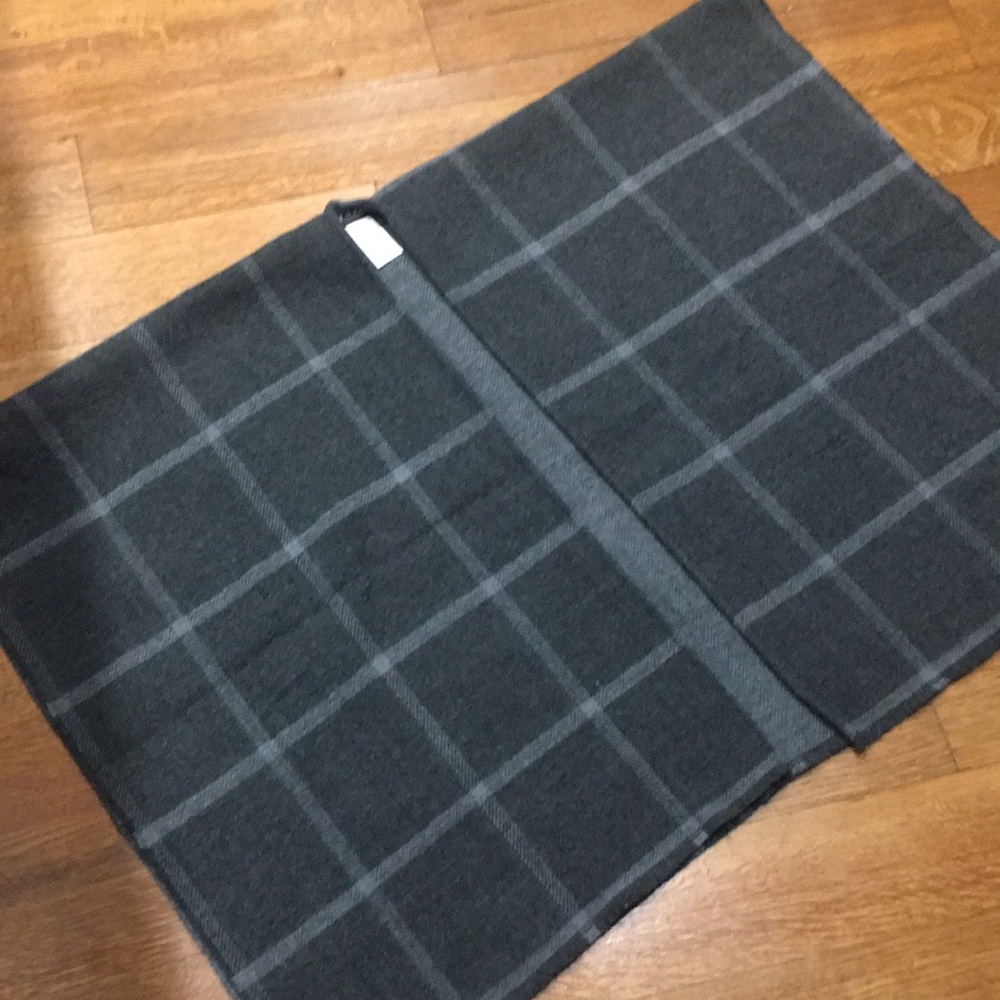 Lauren Ralph Lauren Gray Plaid Women's Poncho Shawl